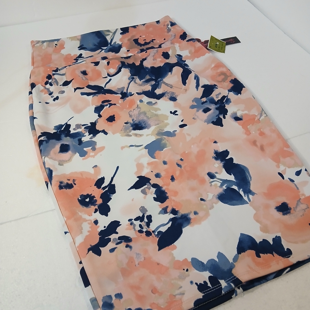 NWT 14 Junior Skirt Size:Large Teens Flower Pink Pencil Long Elegant Watercolor